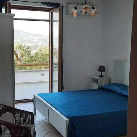 Villa Con Vista Sul Golfo Di Napoli E Isola Di Capri Massa Lubrense Exterior foto