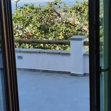 Villa Con Vista Sul Golfo Di Napoli E Isola Di Capri Massa Lubrense Exterior foto