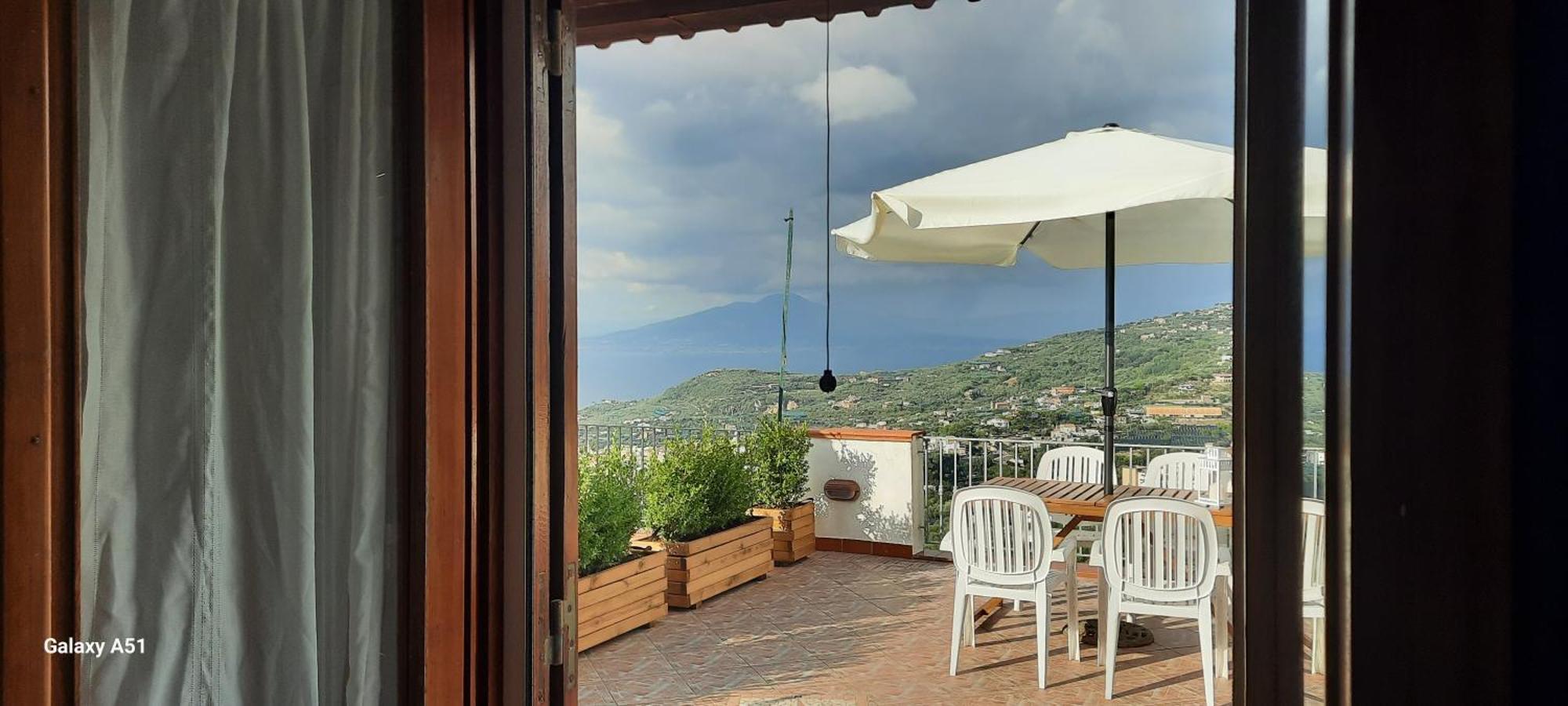 Apartment Con Vista Sul Golfo Di Napoli E Isola Di Capri Massa Lubrense